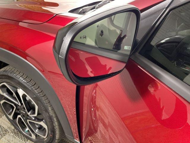 2025 Chevrolet Trax Vehicle Photo in PHOENIX, AZ 85014-3381