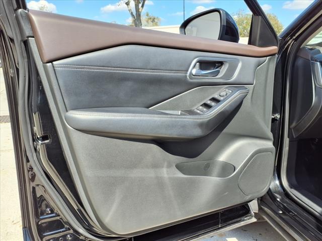 2021 Nissan Rogue Vehicle Photo in TAMPA, FL 33612-3404