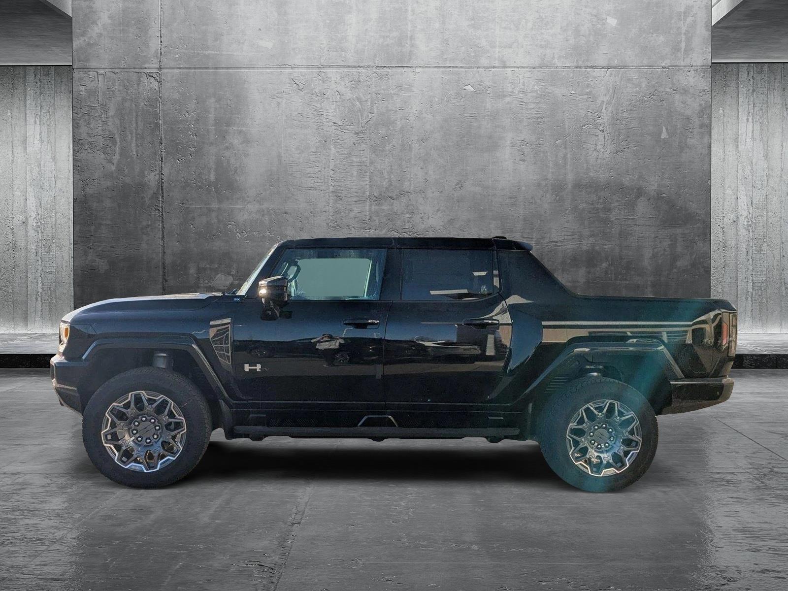 2024 GMC HUMMER EV Pickup Vehicle Photo in LONE TREE, CO 80124-2750