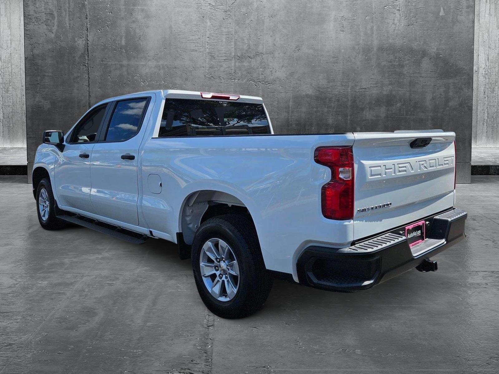 2025 Chevrolet Silverado 1500 Vehicle Photo in GREENACRES, FL 33463-3207