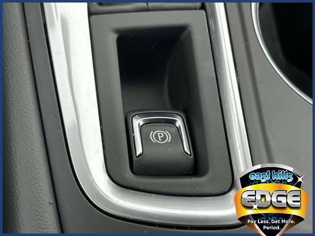 2022 Chevrolet Equinox Vehicle Photo in Roslyn, NY 11576