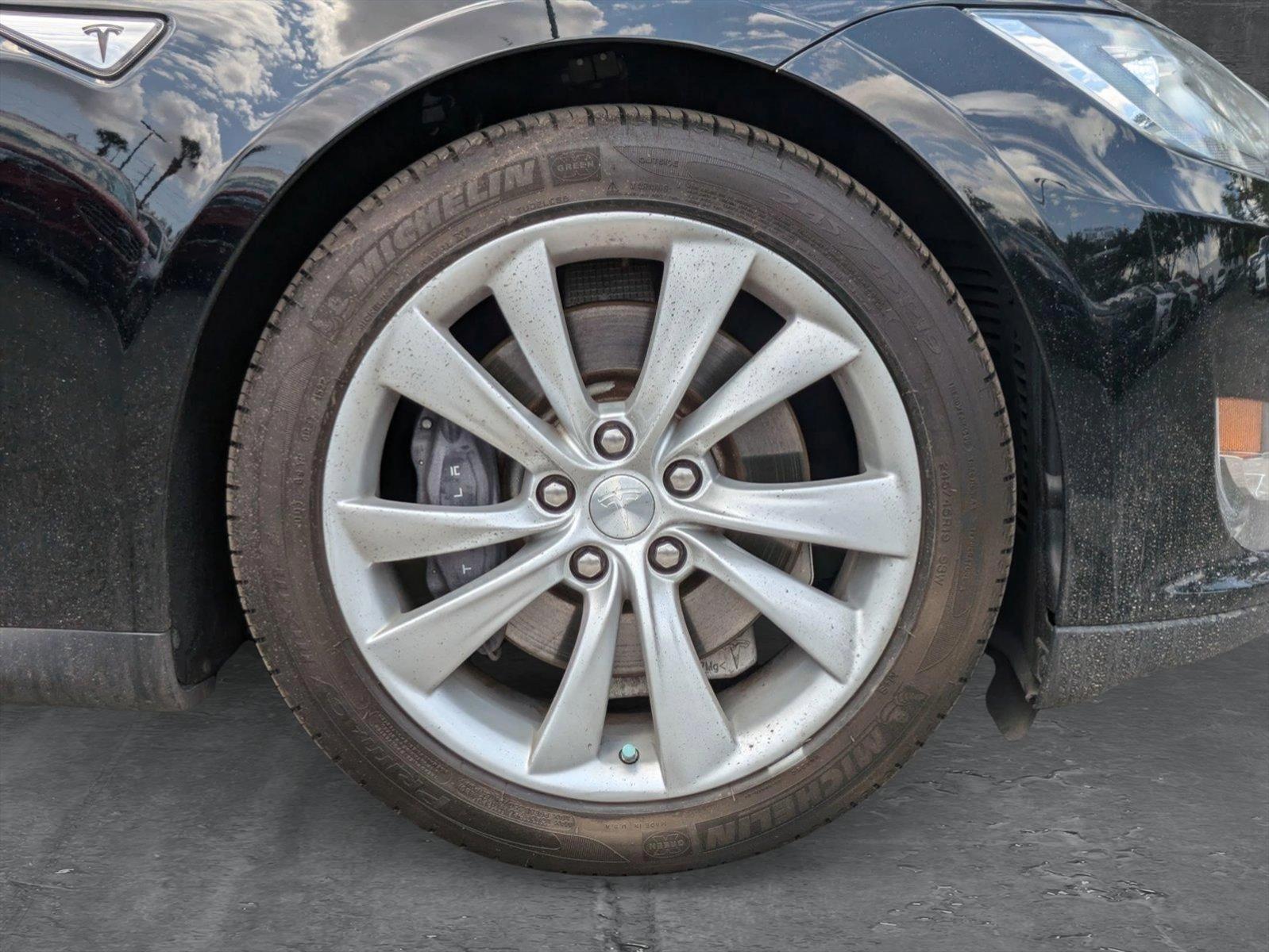 2014 Tesla Model S Vehicle Photo in Tampa, FL 33614
