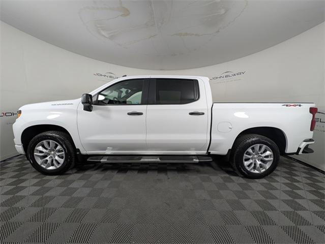 2024 Chevrolet Silverado 1500 Vehicle Photo in ENGLEWOOD, CO 80113-6708