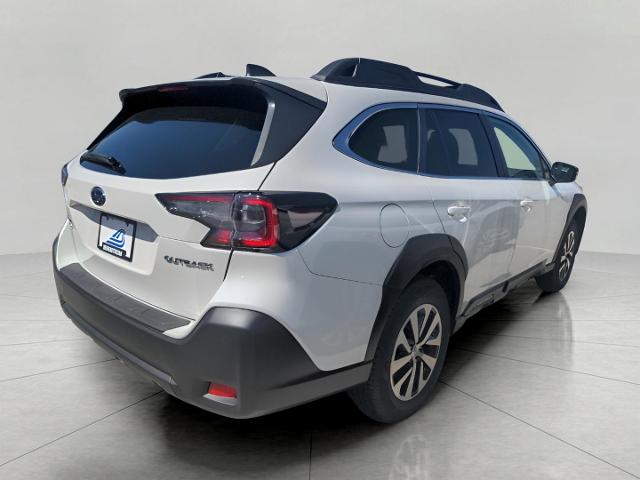 2025 Subaru Outback Vehicle Photo in Green Bay, WI 54304