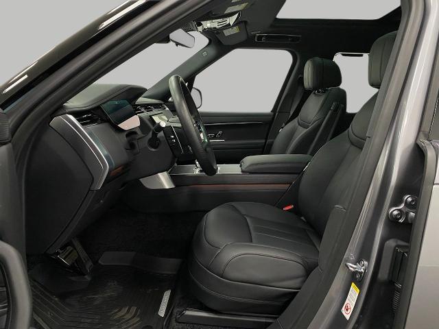 2025 Range Rover Vehicle Photo in Appleton, WI 54913