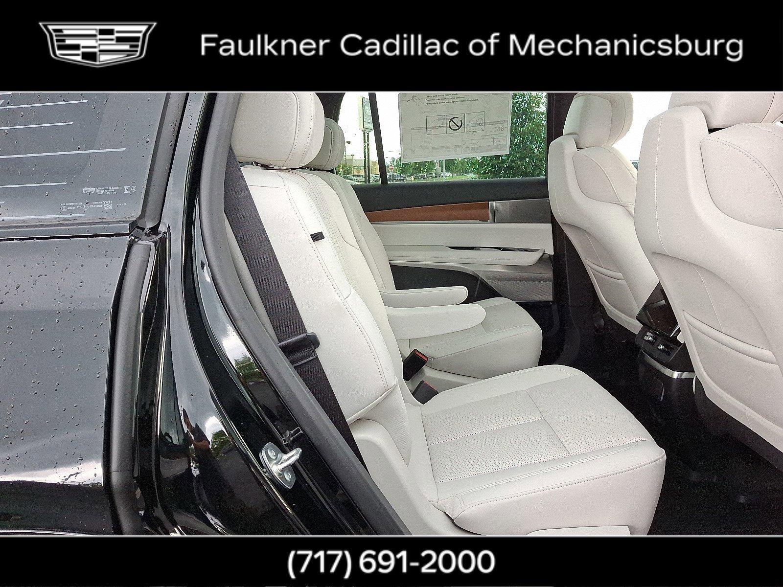 2026 Cadillac VISTIQ Vehicle Photo in MECHANICSBURG, PA 17050-1707