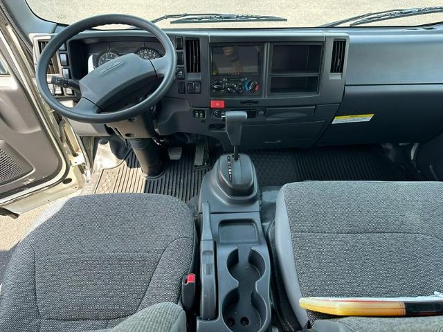 2023 Chevrolet 4500 LCF Gas Vehicle Photo in COLUMBIA, MO 65203-3903