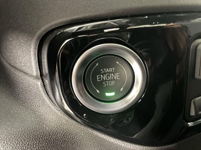 2025 GMC Sierra 1500 Vehicle Photo in GILBERT, AZ 85297-0402