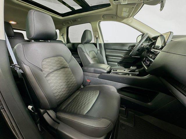 2023 Nissan Pathfinder Vehicle Photo in Flemington, NJ 08822