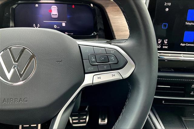 2024 Volkswagen Atlas Vehicle Photo in San Antonio, TX 78230