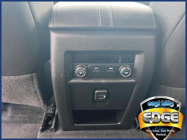 2022 Chevrolet Traverse Vehicle Photo in Roslyn, NY 11576