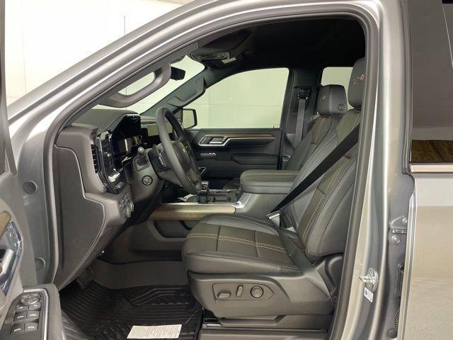 2025 Chevrolet Silverado 1500 Vehicle Photo in PHOENIX, AZ 85014-3381