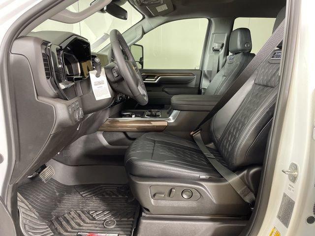 2025 Chevrolet Silverado 2500 HD Vehicle Photo in PHOENIX, AZ 85014-3381
