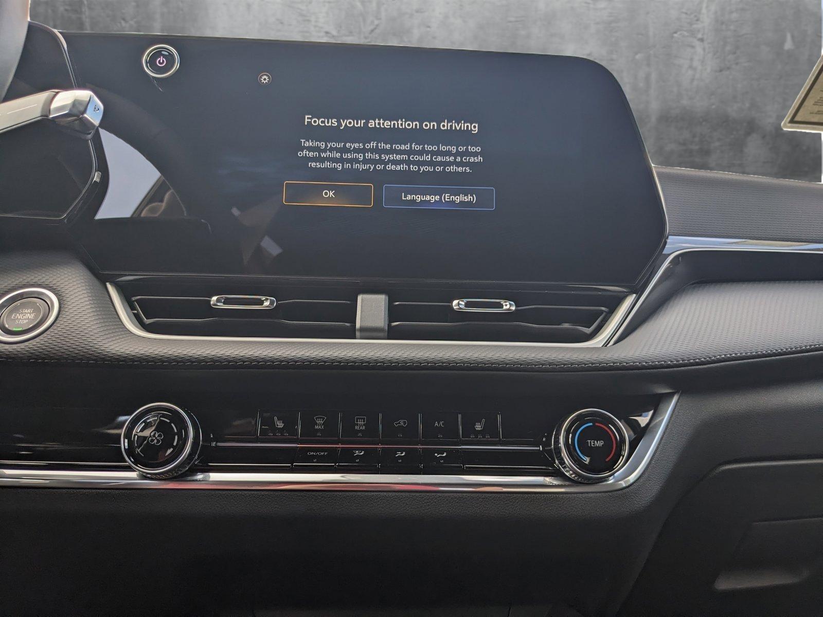 2025 Chevrolet Equinox Vehicle Photo in MIAMI, FL 33172-3015