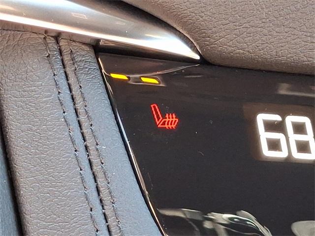 2025 Cadillac XT5 Vehicle Photo in ALLENTOWN, PA 18103-7399