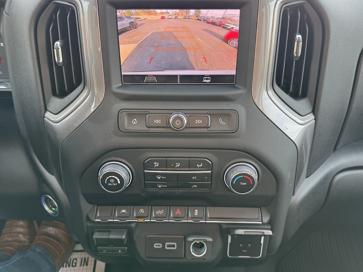 2024 Chevrolet Silverado 1500 Vehicle Photo in BOONVILLE, IN 47601-9633