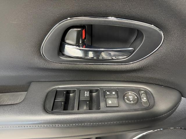 2017 Honda HR-V Vehicle Photo in Green Bay, WI 54304