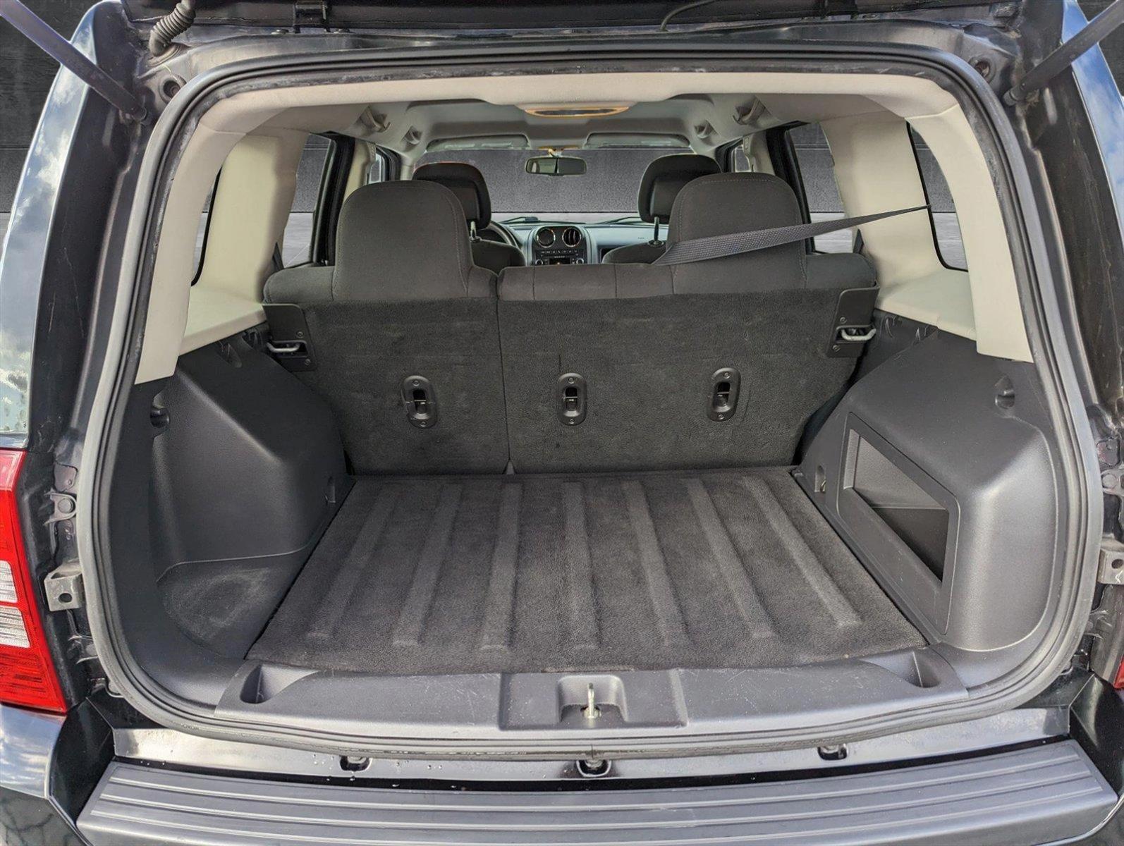 2016 Jeep Patriot Vehicle Photo in Spokane Valley, WA 99212