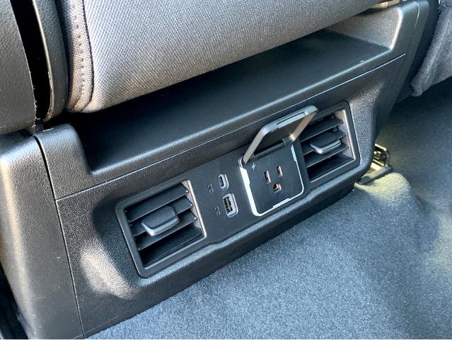 2025 GMC Sierra 1500 Vehicle Photo in BEAUFORT, SC 29906-4218