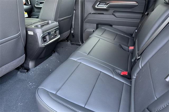 2025 GMC Sierra 2500 HD Vehicle Photo in ELK GROVE, CA 95757-8703