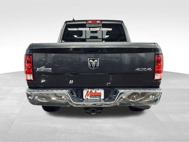 2017 Ram 1500 Vehicle Photo in MEDINA, OH 44256-9631