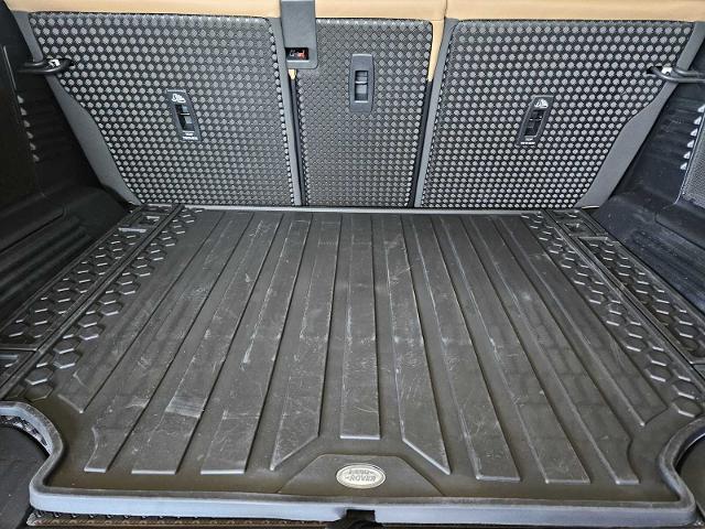 2025 Defender Vehicle Photo in AUSTIN, TX 78717