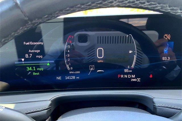 2024 Cadillac XT4 Vehicle Photo in KANSAS CITY, MO 64114-4545