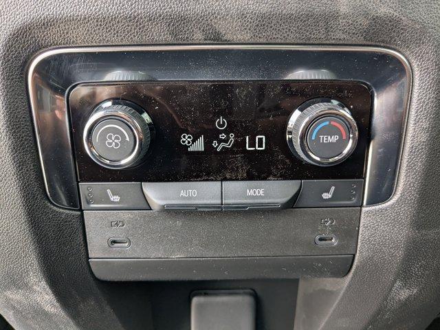 2025 Chevrolet Suburban Vehicle Photo in BRUNSWICK, GA 31525-1881