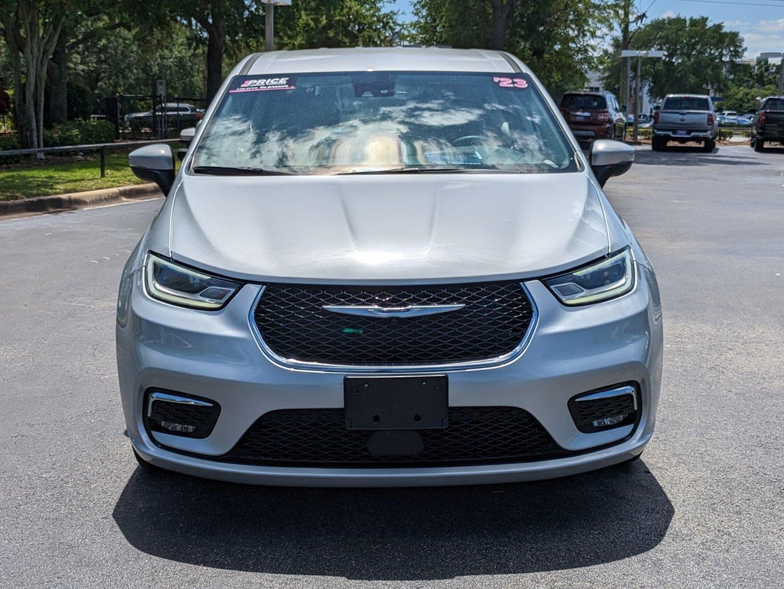2023 Chrysler Pacifica Vehicle Photo in Jacksonville, FL 32244