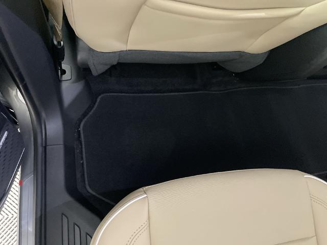 2025 Buick Enclave Vehicle Photo in GILBERT, AZ 85297-0402