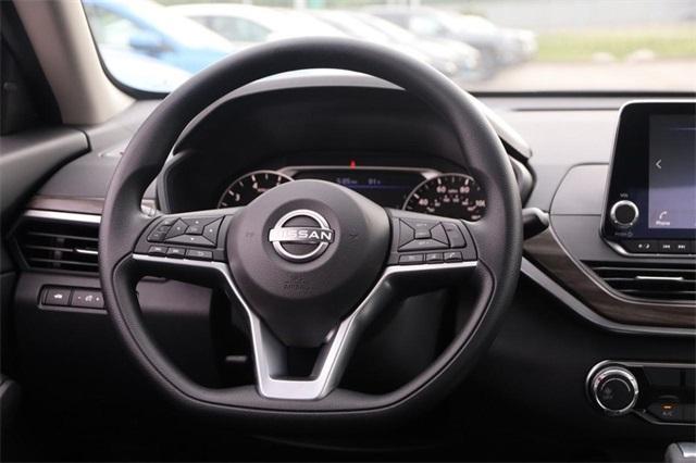 2025 Nissan Frontier Vehicle Photo in Hazelwood, MO 63042
