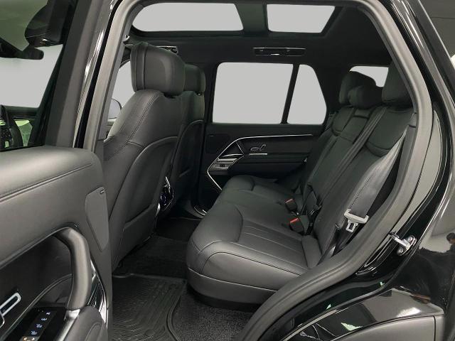 2025 Range Rover Vehicle Photo in Appleton, WI 54913
