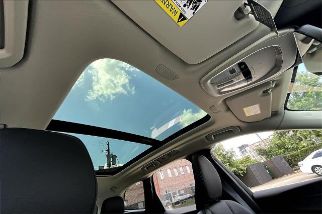 2025 Volvo XC60 Vehicle Photo in Houston, TX 77007
