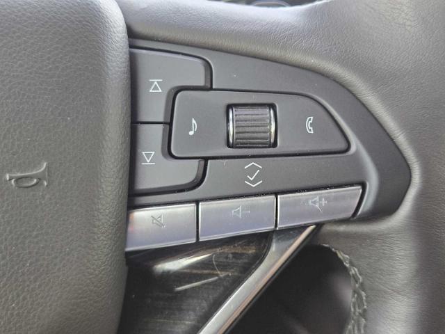 2022 Cadillac Escalade Vehicle Photo in DENTON, TX 76210-9321