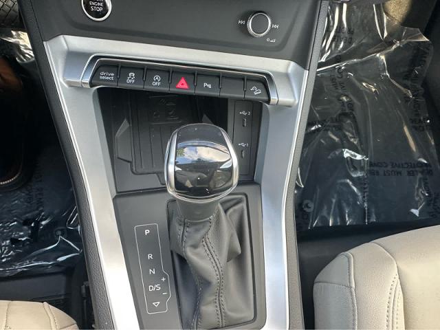 2024 Audi Q3 Vehicle Photo in HOUSTON, TX 77090