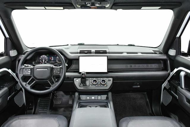 2024 Defender Vehicle Photo in DALLAS, TX 75235