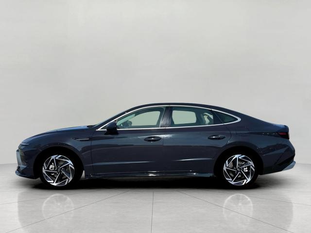 2025 Hyundai SONATA Vehicle Photo in Green Bay, WI 54304
