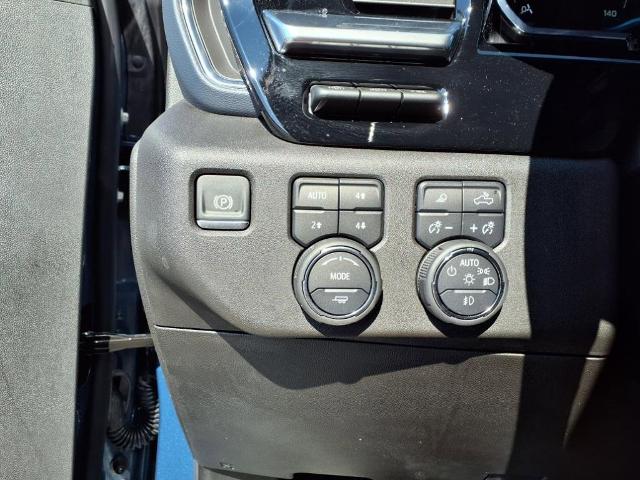 2024 Chevrolet Silverado 1500 Vehicle Photo in EMPORIA, VA 23847-1235