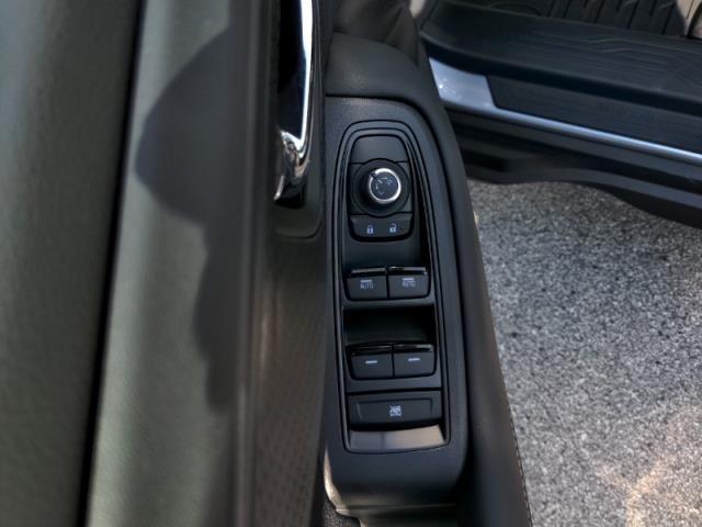 2025 Subaru Outback Vehicle Photo in Green Bay, WI 54304