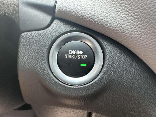 2022 Chevrolet Equinox Vehicle Photo in Roslyn, NY 11576