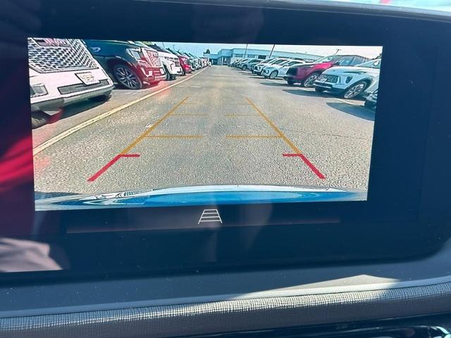 2025 Buick Envista Vehicle Photo in COLUMBIA, MO 65203-3903