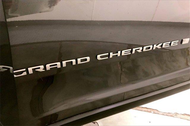 2024 Jeep Grand Cherokee L Vehicle Photo in KANSAS CITY, MO 64114-4502