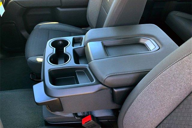 2024 Chevrolet Silverado 2500 HD Vehicle Photo in KANSAS CITY, MO 64114-4502