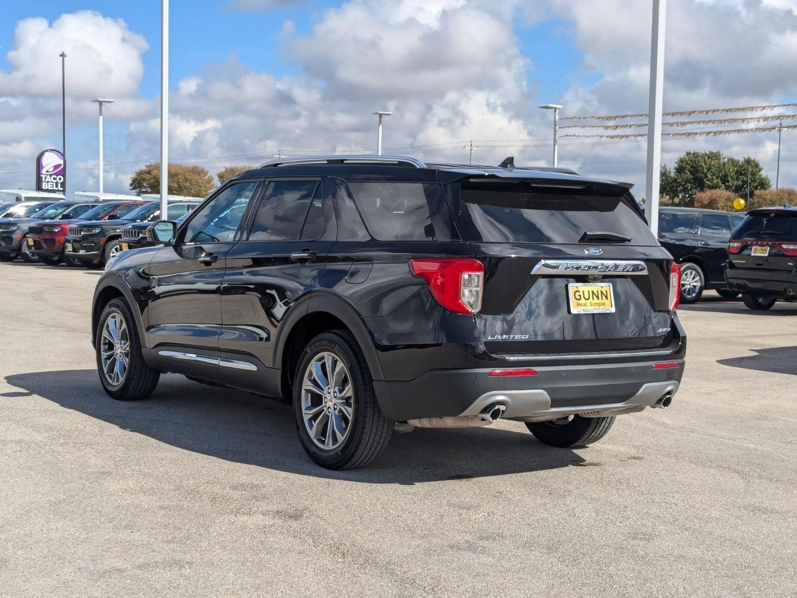 2024 Ford Explorer Vehicle Photo in Seguin, TX 78155