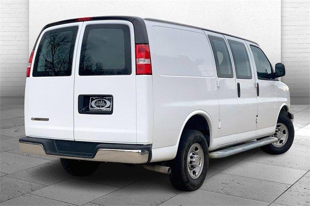 2022 Chevrolet Express Cargo 2500 Vehicle Photo in KANSAS CITY, MO 64114-4502