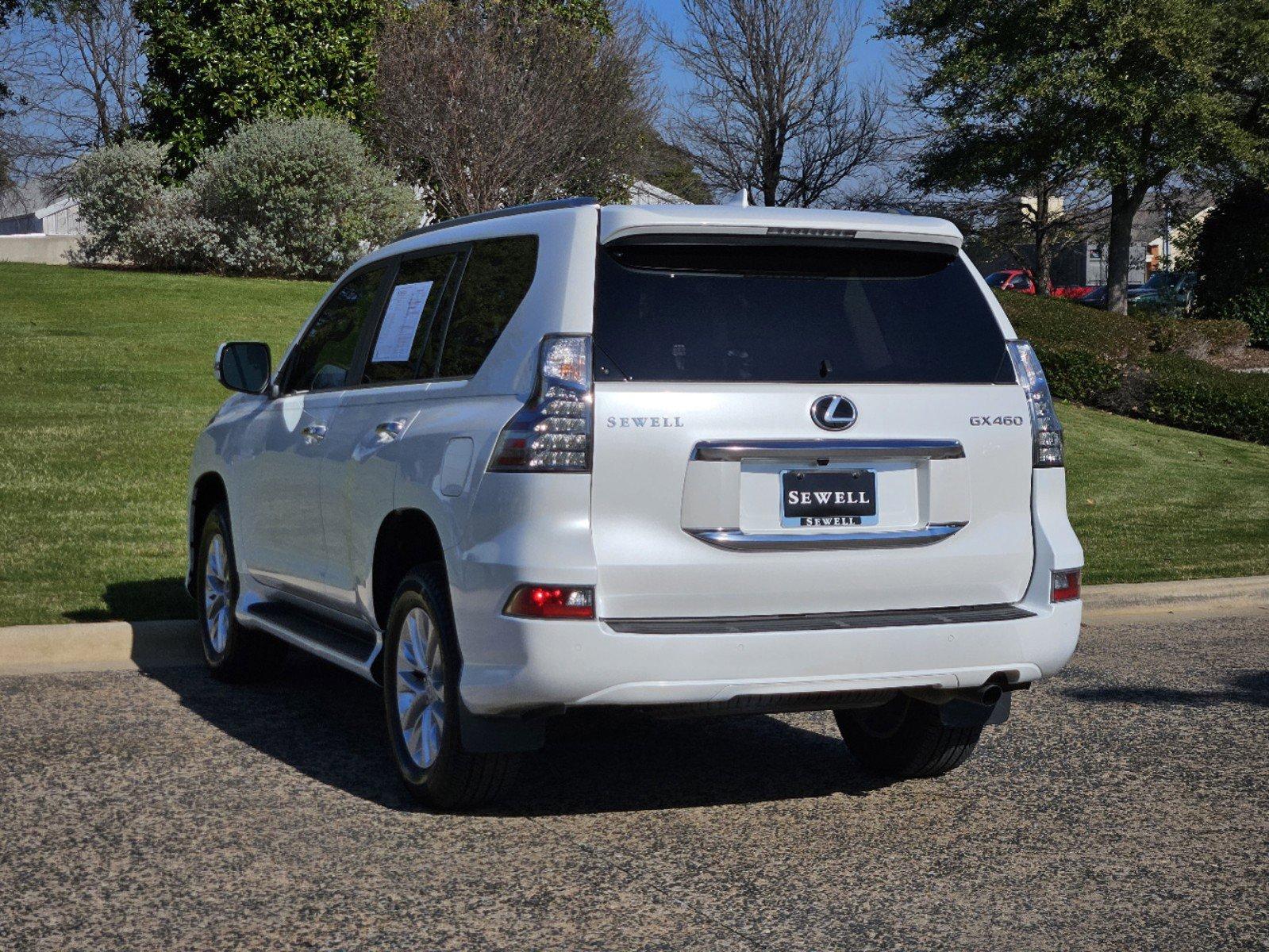 2023 Lexus GX 460 Vehicle Photo in FORT WORTH, TX 76132