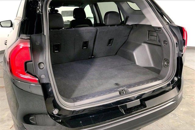 2024 GMC Terrain Vehicle Photo in KANSAS CITY, MO 64114-4502