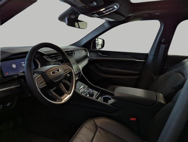 2025 Jeep Grand Cherokee Vehicle Photo in Oshkosh, WI 54901