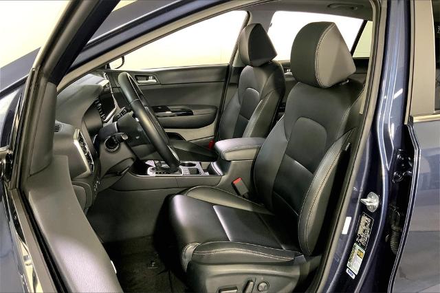 2022 Kia Sportage Vehicle Photo in Lees Summit, MO 64086