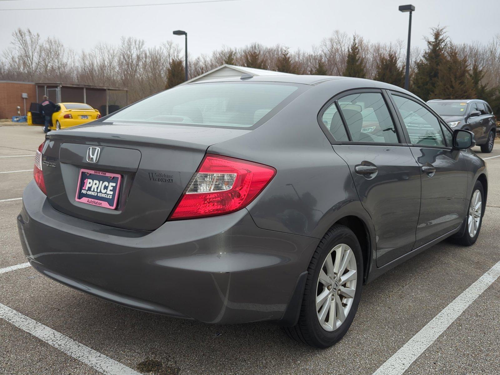 2012 Honda Civic Sedan Vehicle Photo in Memphis, TN 38125